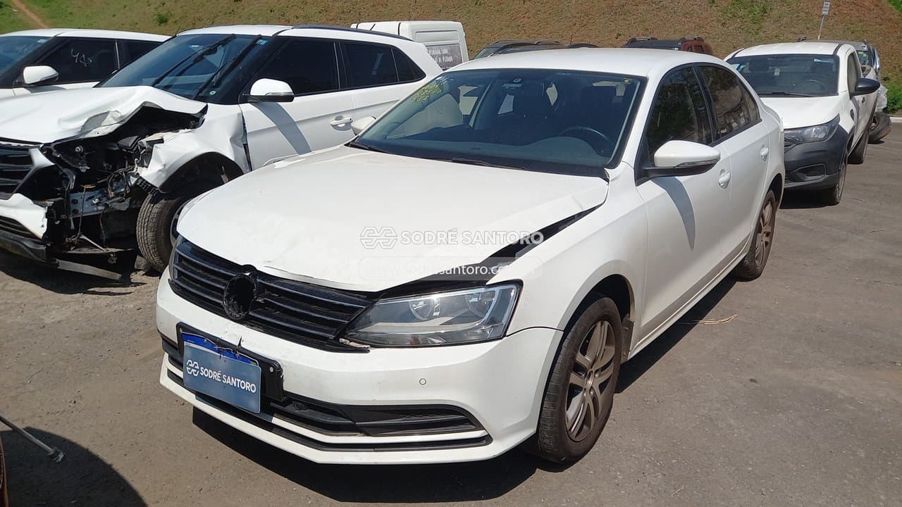 Volkswagen Jetta Cl Aa 2015 — foto 3