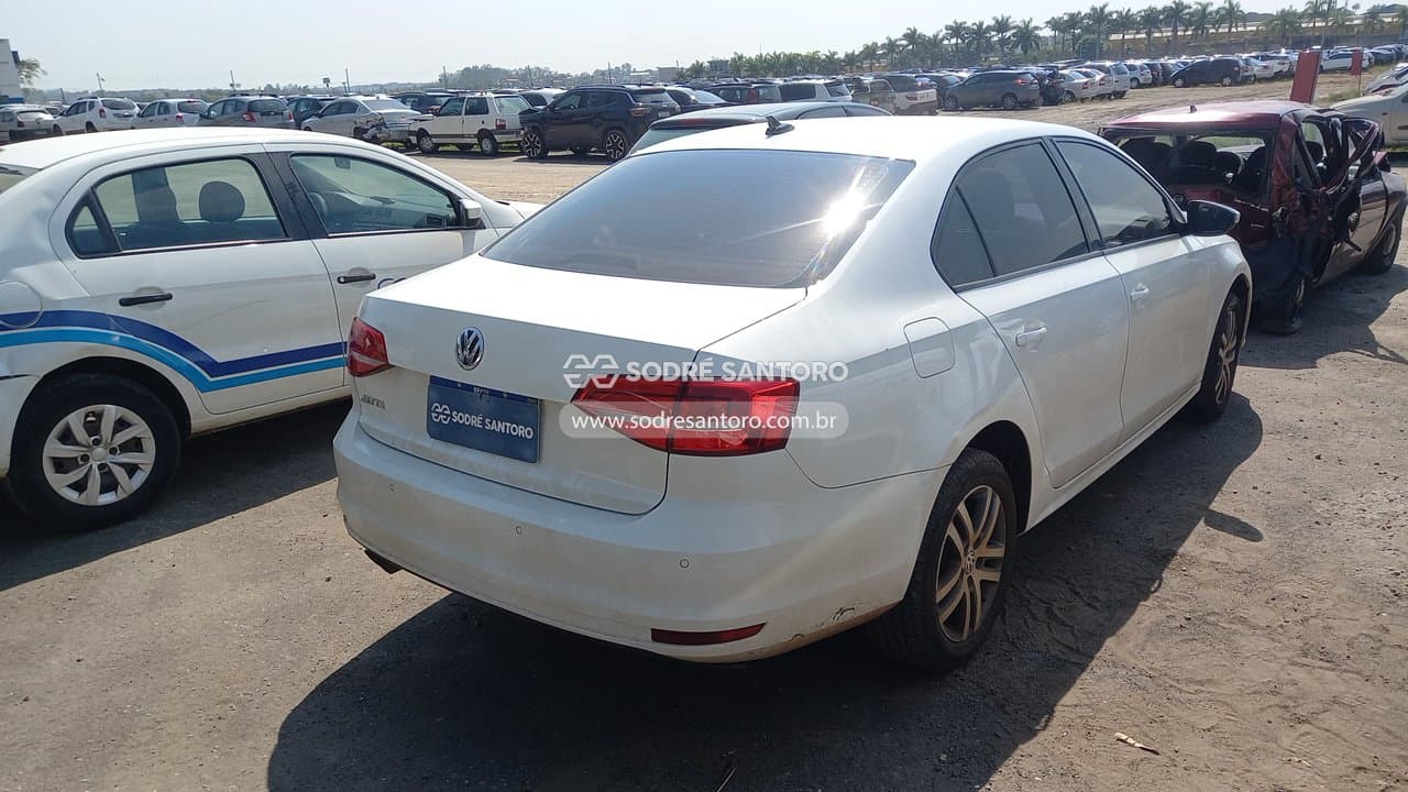 Volkswagen Jetta Cl Aa 2015 — foto 4