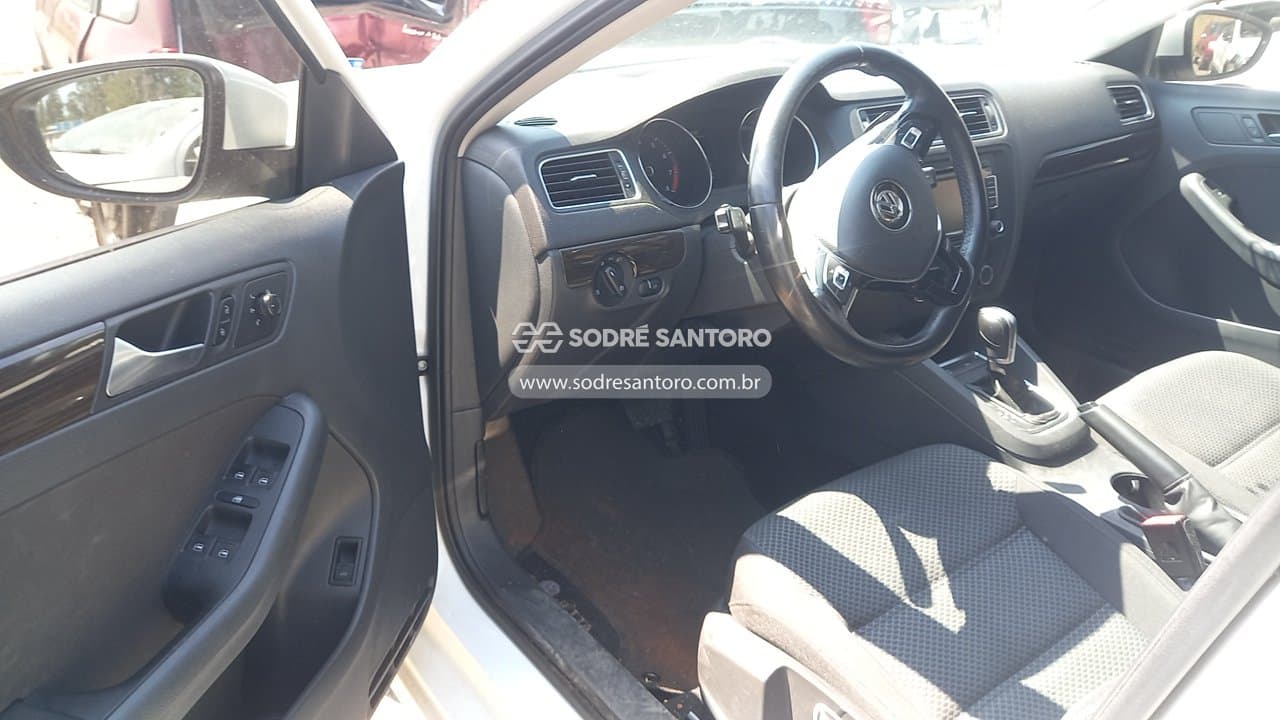 Volkswagen Jetta Cl Aa 2015 — foto 6