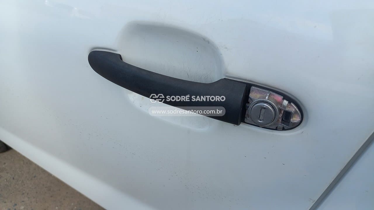 Fiat Mobi Like 2023 — foto 10