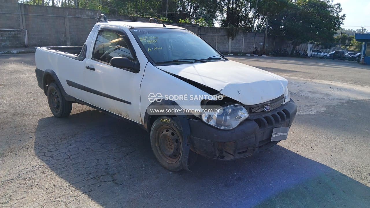 Fiat Strada Fire Flex 2010, branca