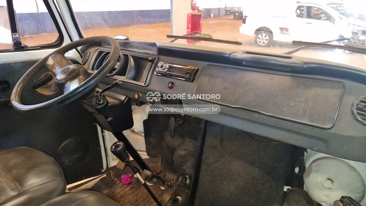 Volkswagen Kombi 2014 — foto 6