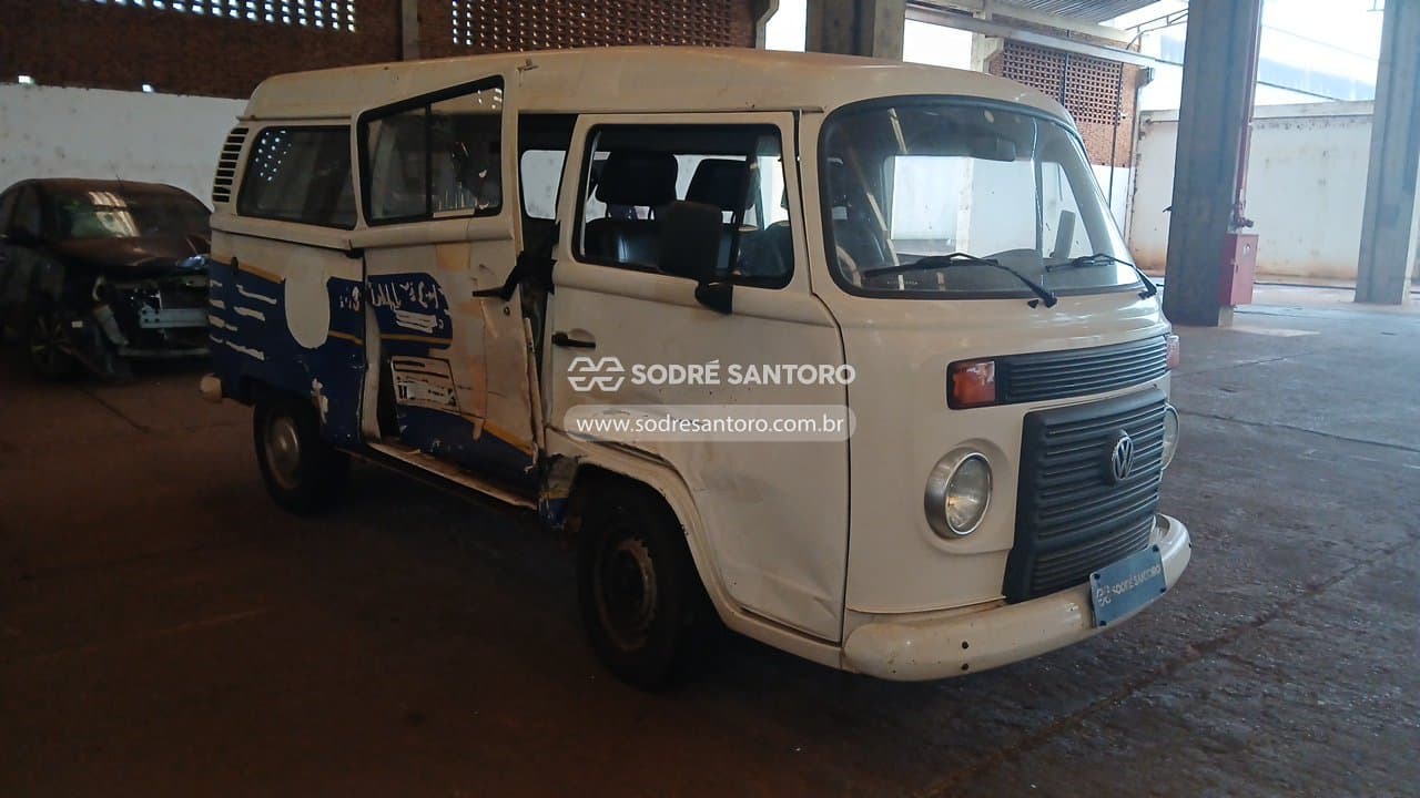 Volkswagen Kombi 2014, branca