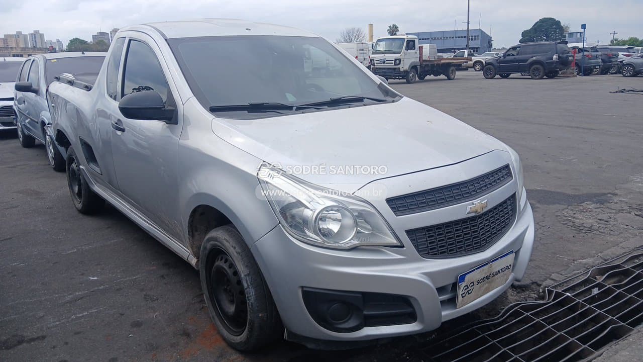 Chevrolet Montana Ls2 2018, prata