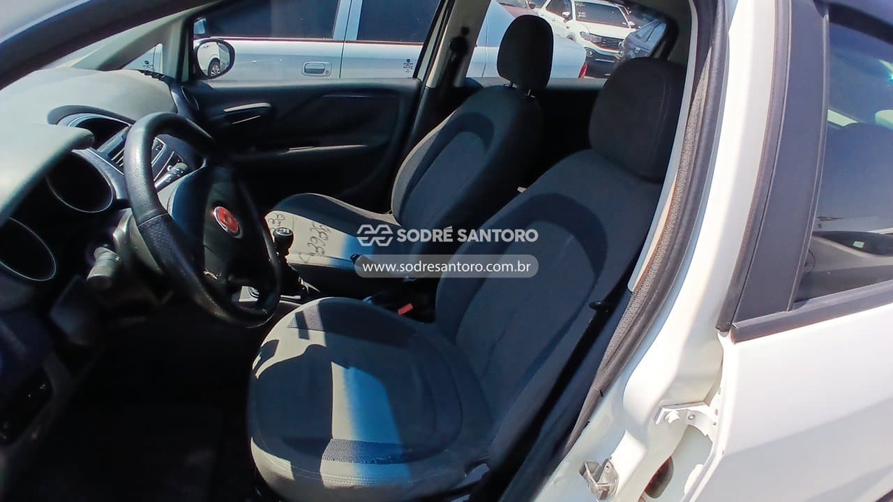 Fiat Punto Attractive 2013 — foto 9