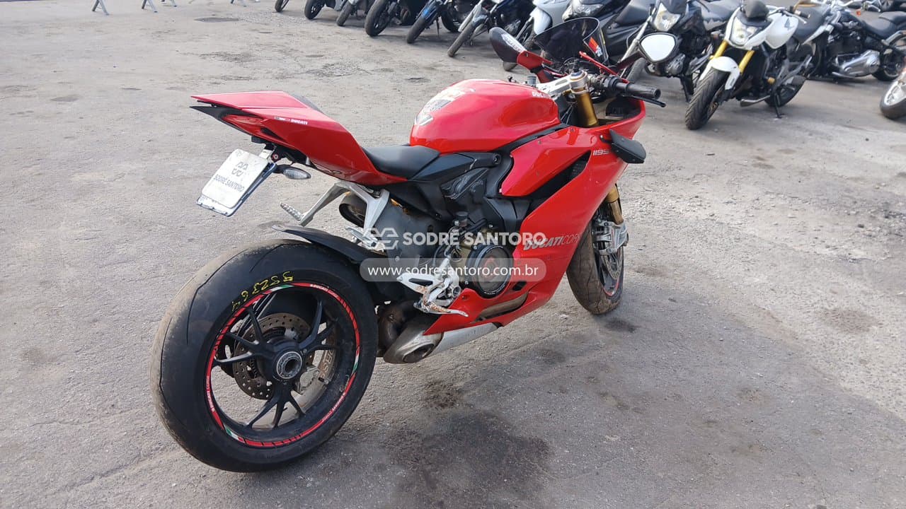 Ducati 1199 Panig S 2015 — foto 4