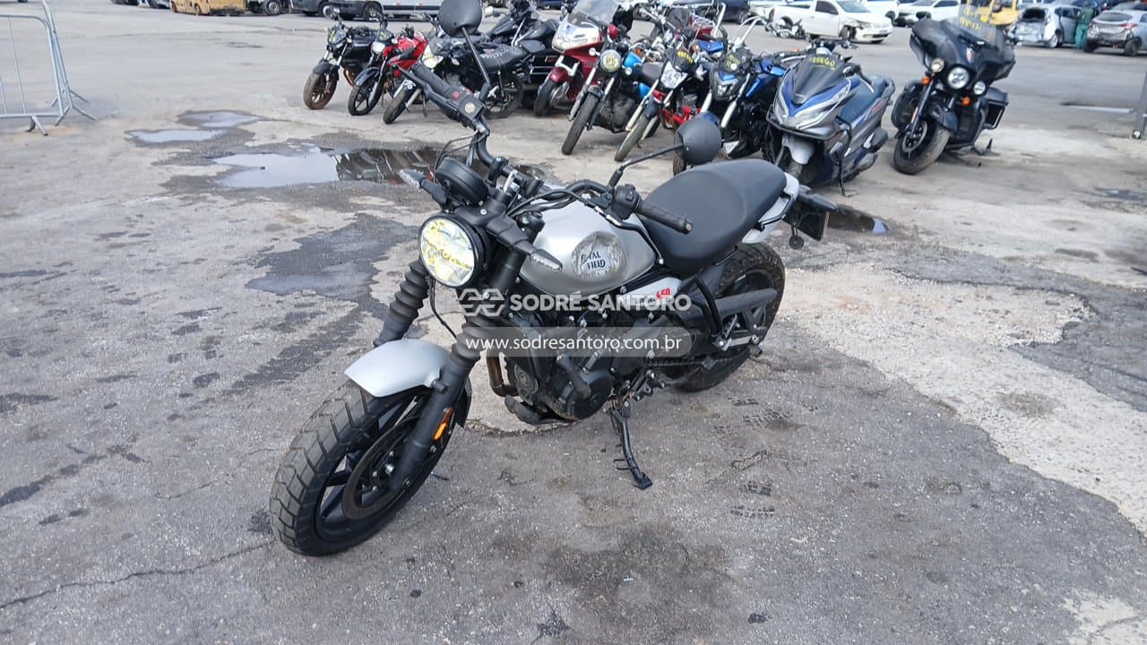 Royal Enfield Guerrilla 450 2026 — foto 3