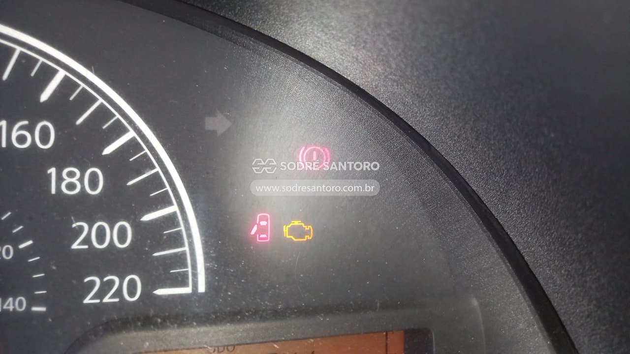 Nissan Versa 16sv Flex 2013 — foto 12