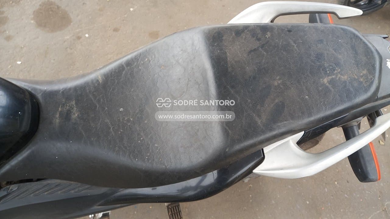 Honda Cb 300r 2010 — foto 8