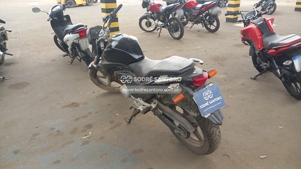Honda Cb 300r 2010 — foto 2