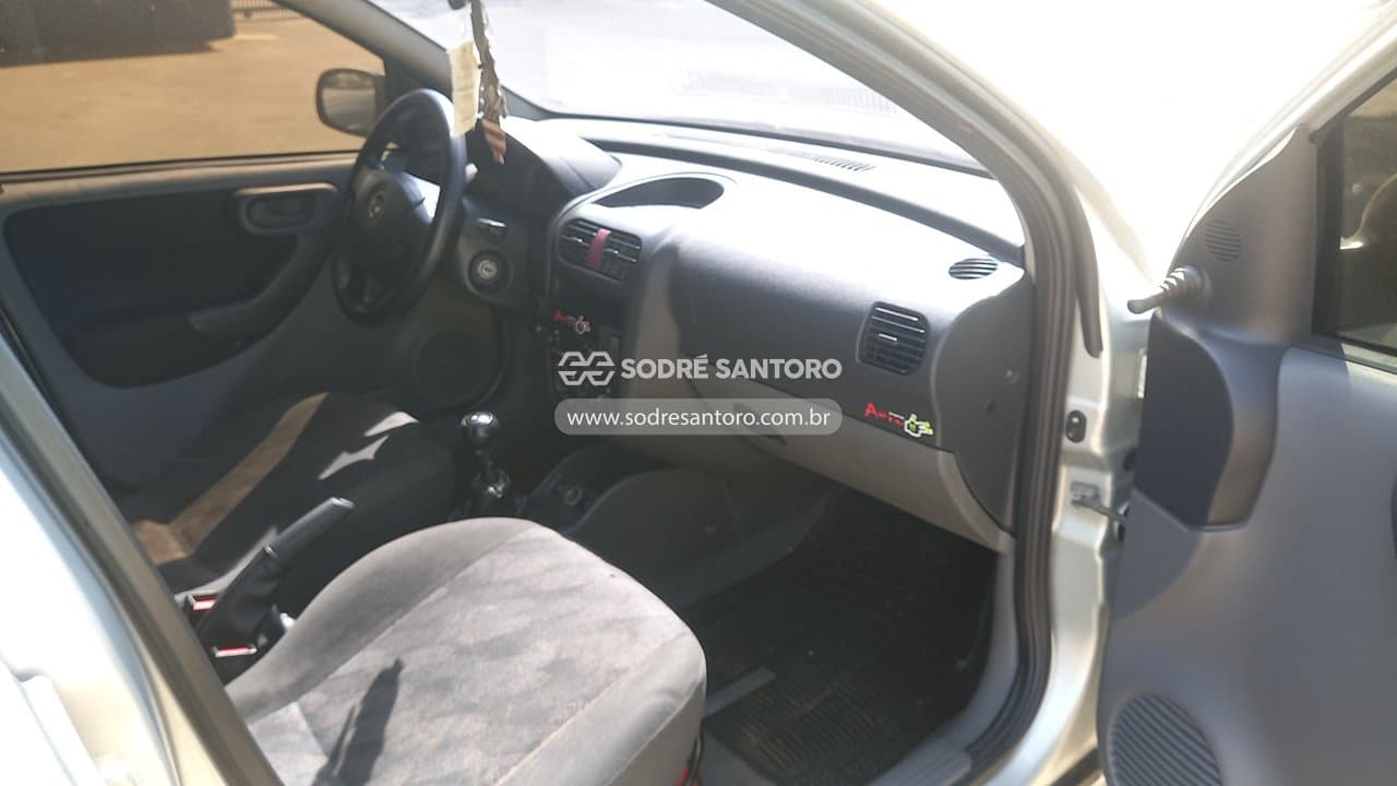 Chevrolet Corsa Hatch 2003 — foto 8
