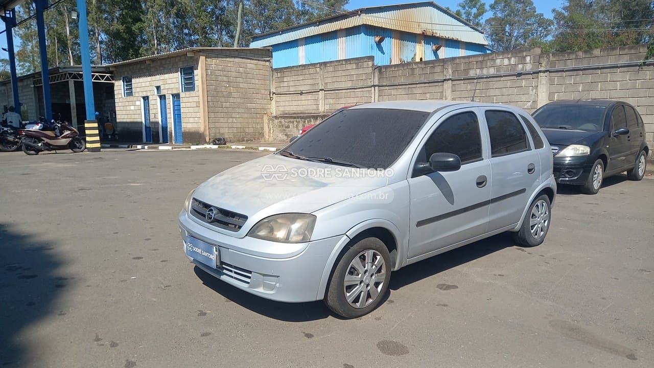 Chevrolet Corsa Hatch 2003 — foto 3