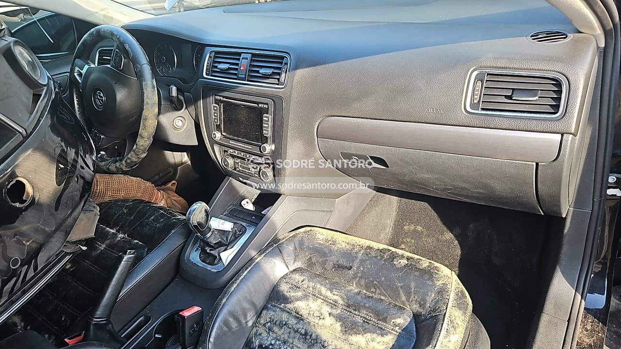 Volkswagen Jetta 2.0t 2011 — foto 7