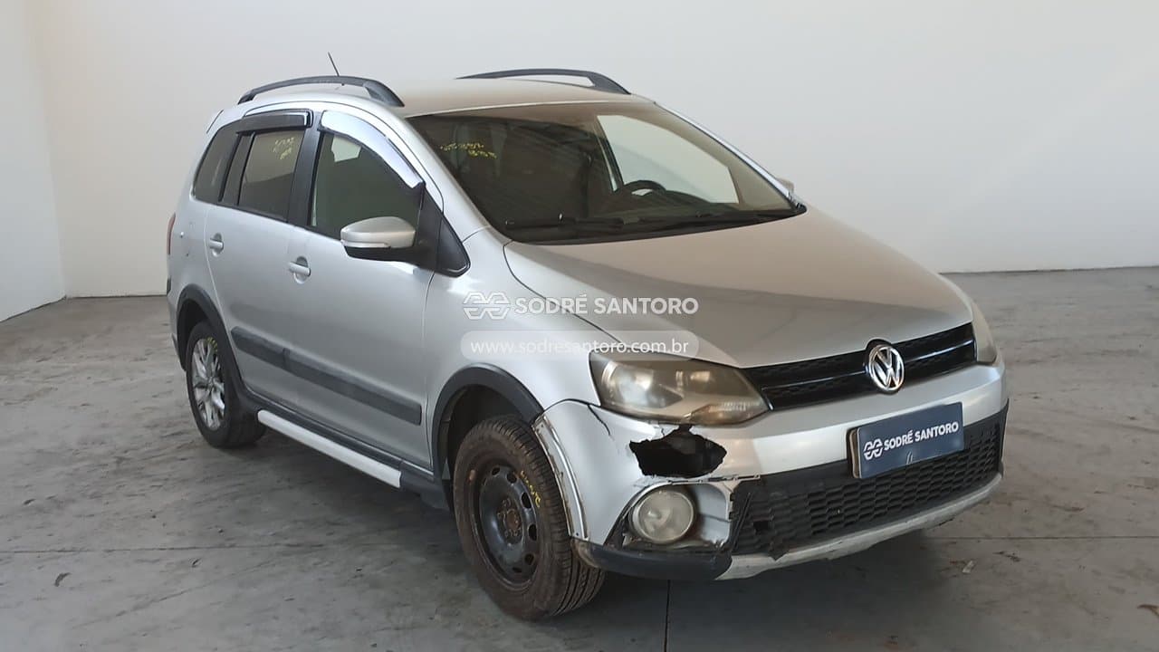 Volkswagen Spacecross 2013, prata