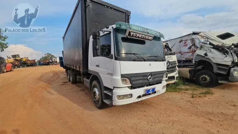Mercedes-Benz Atego 2425 2012 — foto 3