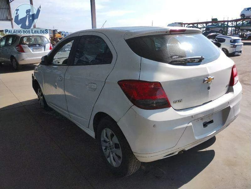 Chevrolet Onix 10mt Joye 2019 — foto 6