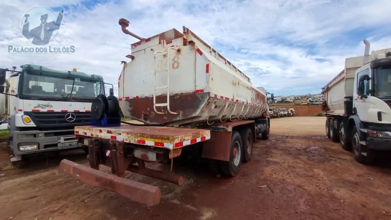 Mercedes-Benz Axor 33406x4 2012 — foto 4