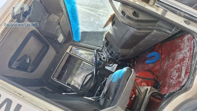 Iveco Eurocargo 260e25n 2011 — foto 11