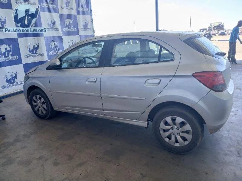 Chevrolet Onix 1.0mt LT 2015 — foto 4