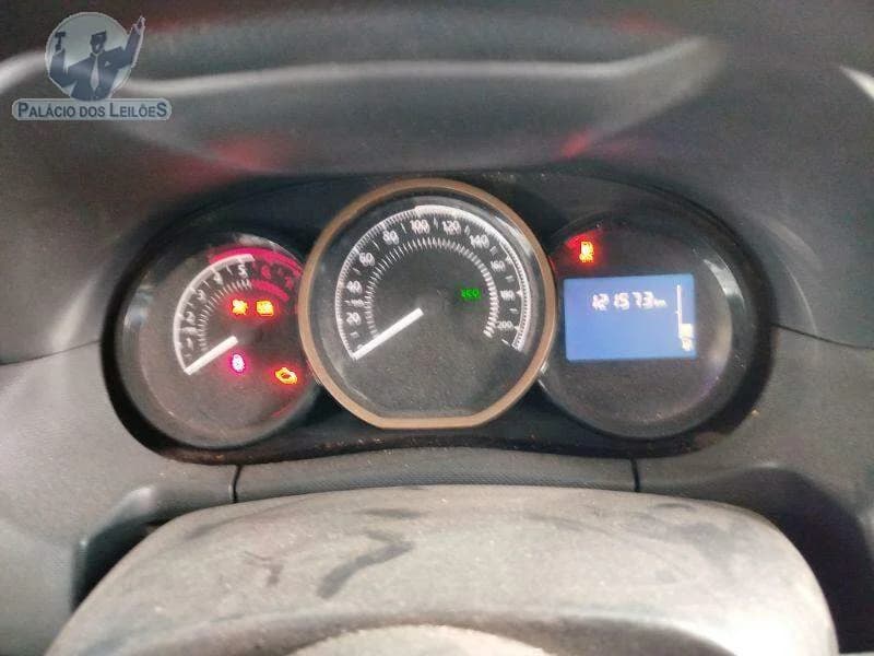 Renault Duster 20 D 4X2 2020 — foto 14
