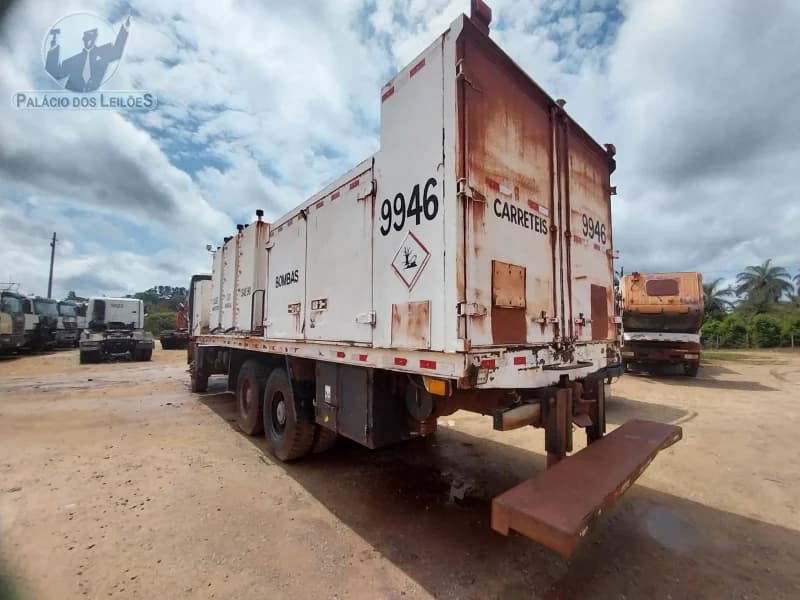 Mercedes-Benz Axor 33406x4 2011 — foto 6