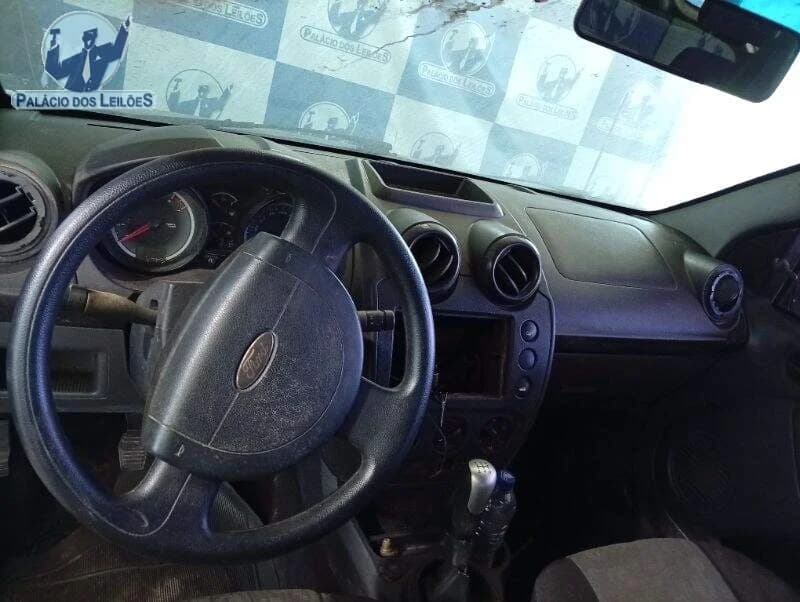 Ford Fiesta Flex 2013 — foto 8