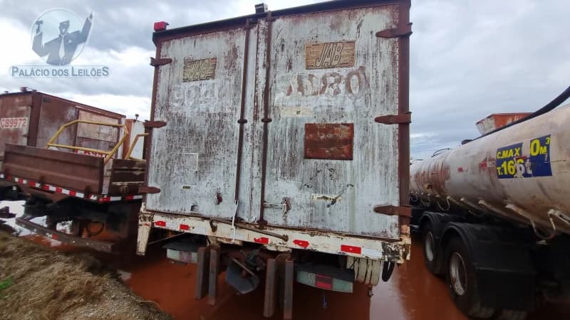 Mercedes-Benz Axor 33406x4 2011 — foto 5