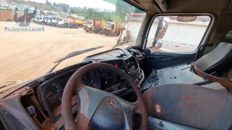 Mercedes-Benz Axor 33406x4 2012 — foto 7