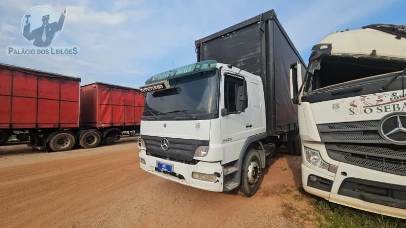 Mercedes-Benz Atego 2425 2012 — foto 1