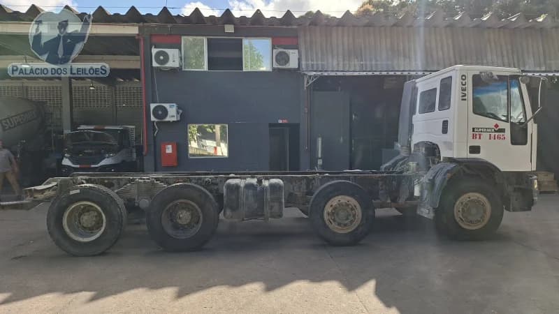 Iveco Eurocargo 260e25n 2011 — foto 4