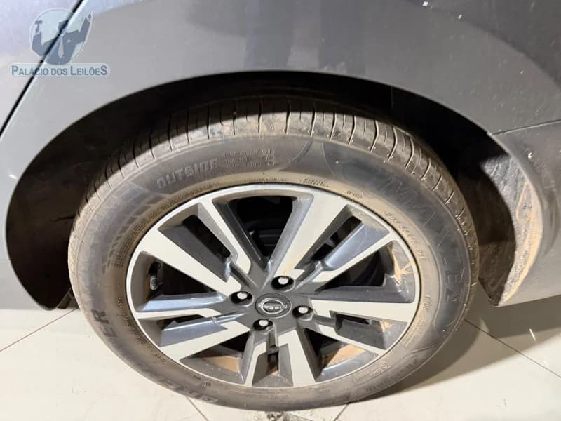 Nissan Versa Advnc CVT 2026 — foto 12