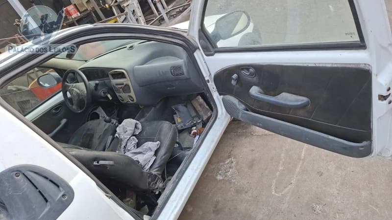 Fiat Strada Fire Flex 2009 — foto 1