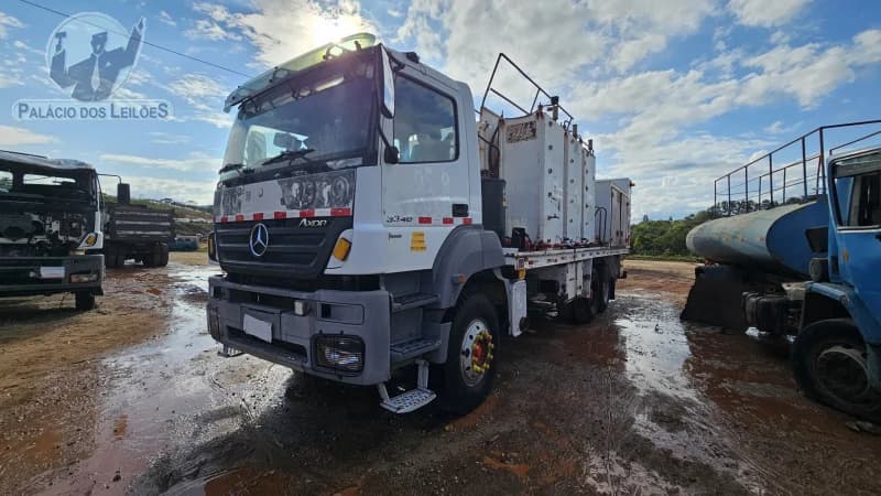 Mercedes-Benz Axor 33406x4 2011 — foto 1
