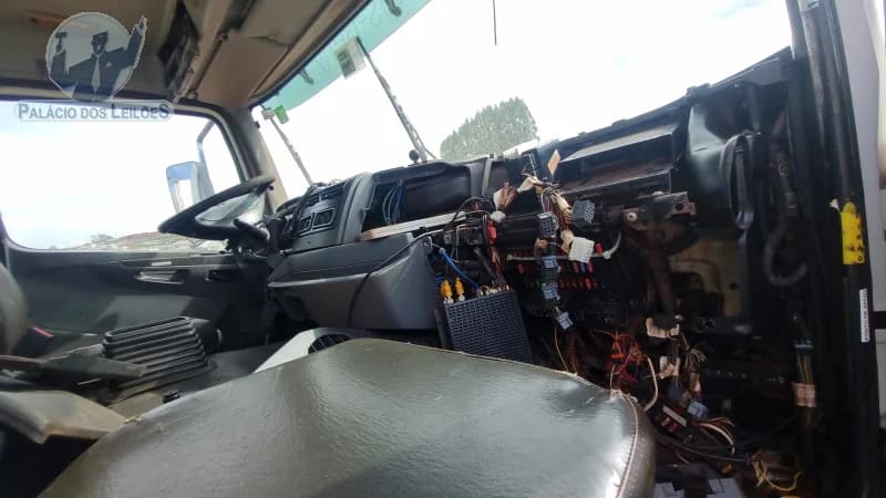 Mercedes-Benz Axor 33406x4 2011 — foto 8