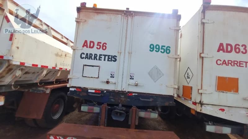 Mercedes-Benz Axor 33406x4 2011 — foto 5